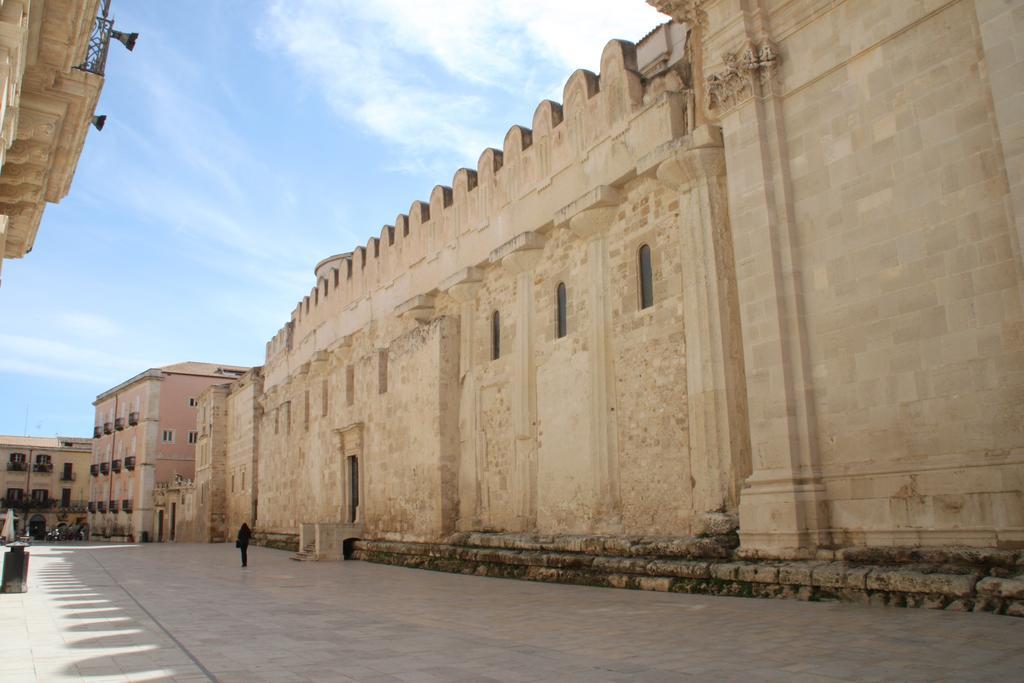 La Casa Di Ilde Al Duomo - Ortigia Holidays Villa Syracuse Exterior photo